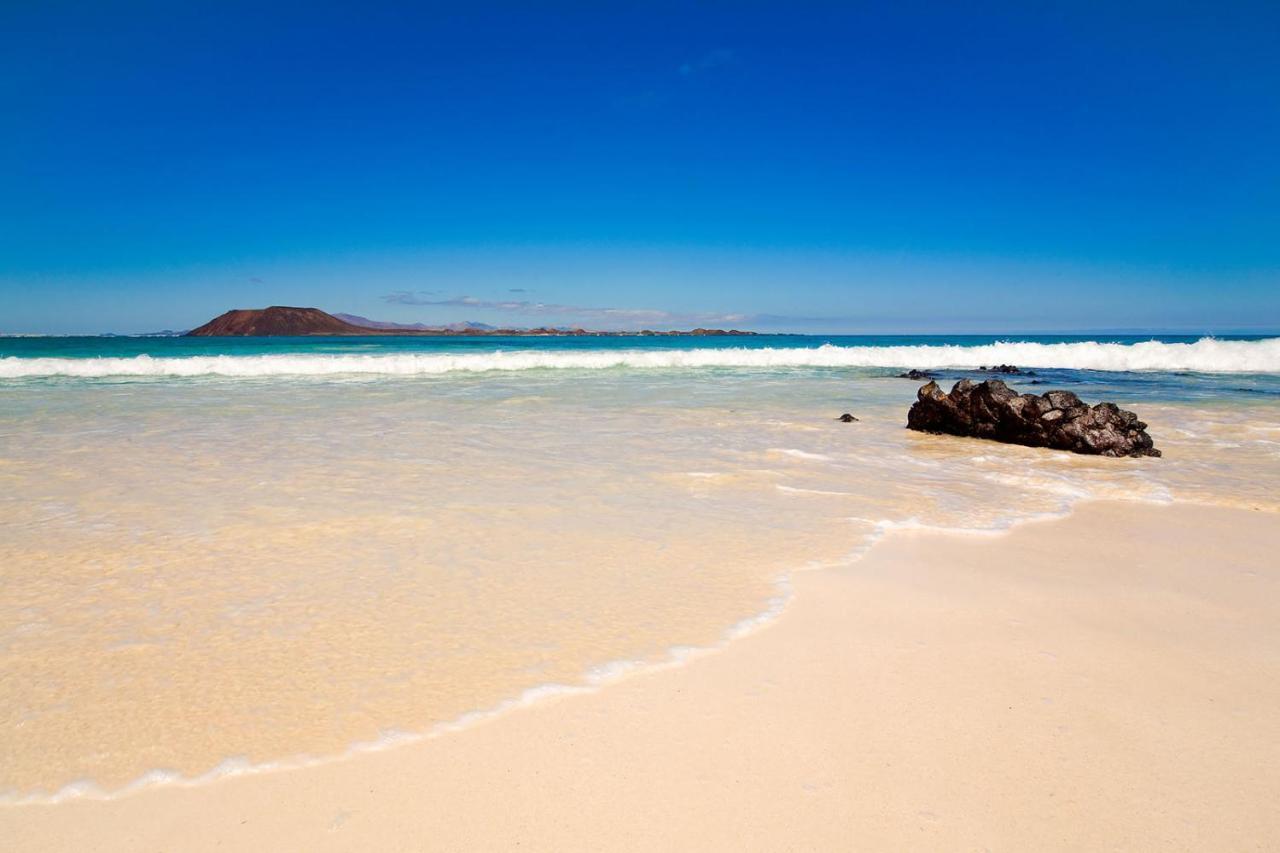 Holiday Urban Corralejo Exterior photo